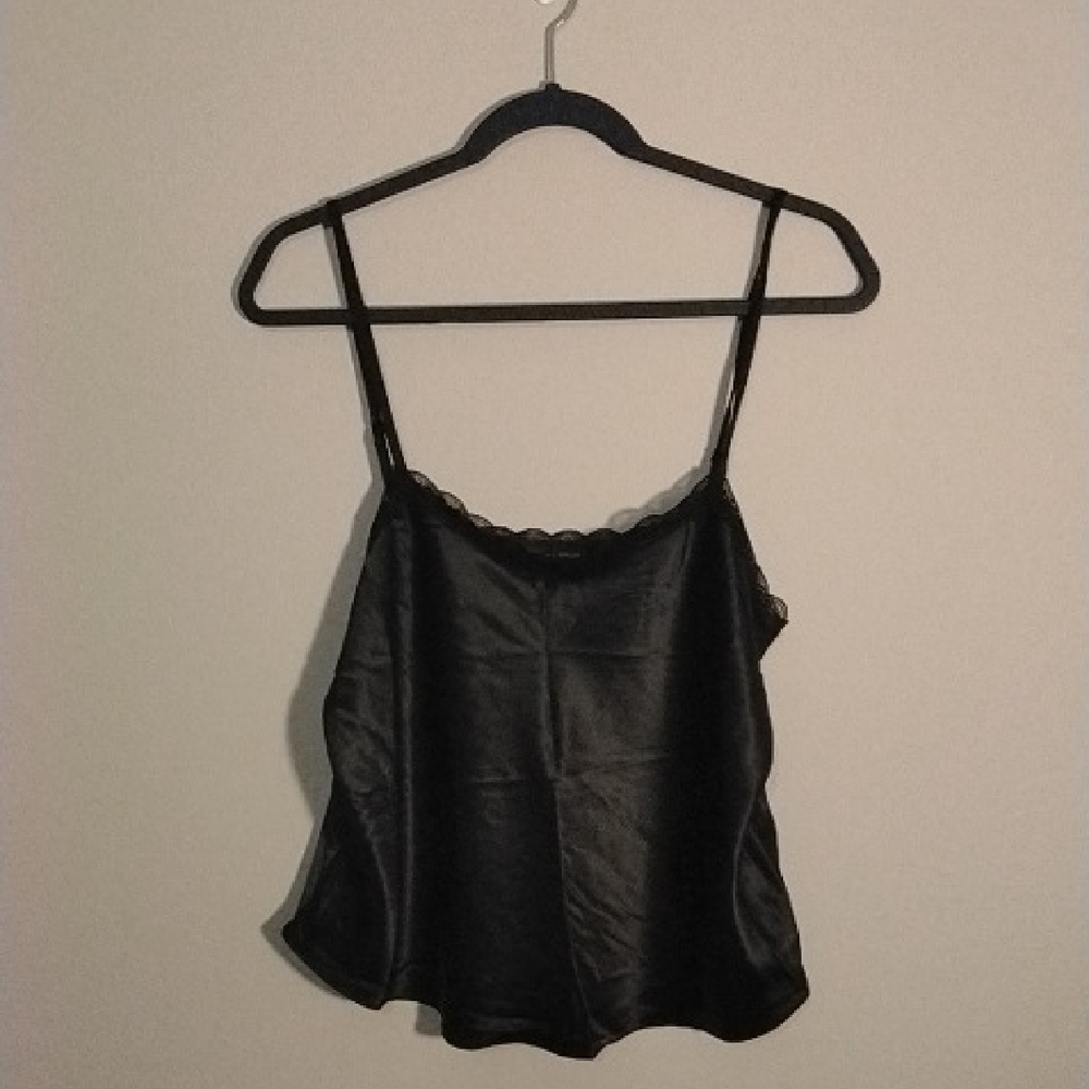 Moa Moa Elegant Black Camisole